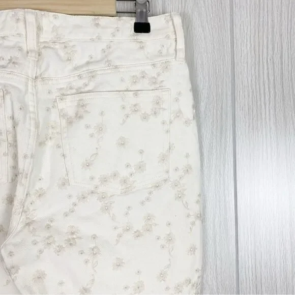 J. Crew | White Floral Embroidered Billie Demi Door Cropped Jeans Size 29 - Picture 4 of 12